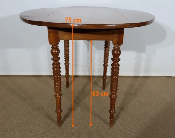 Petite Table d’appoint formant Console en Noyer massif – Fin XIXe