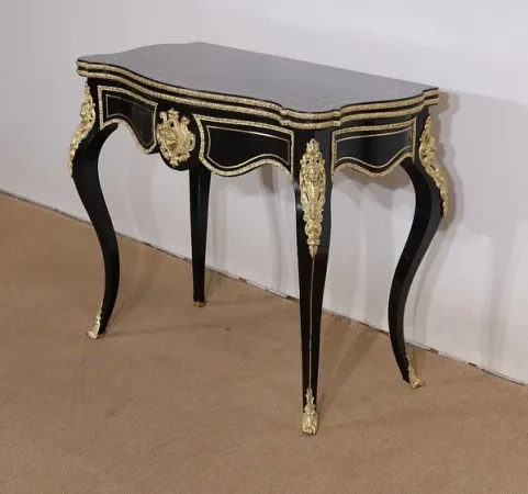 Table de Milieu, Époque Napoléon III – Milieu XIXe