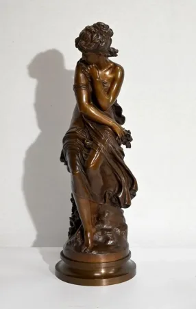 Important Bronze « Nu pudique », M. Moreau – Milieu XIXe