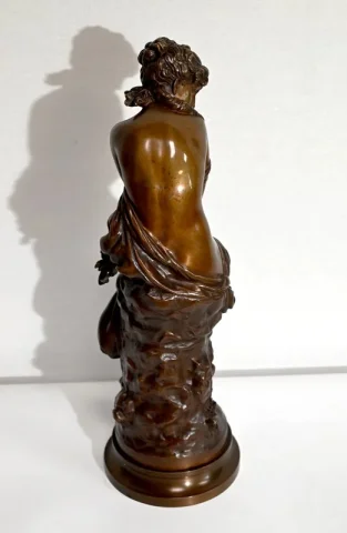 Important Bronze « Nu pudique », M. Moreau – Milieu XIXe