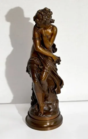 Important Bronze « Nu pudique », M. Moreau – Milieu XIXe