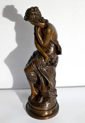 Important Bronze « Nu pudique », M. Moreau – Milieu XIXe