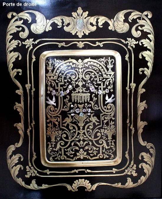 NAPOLEON III PERIOD CABINET