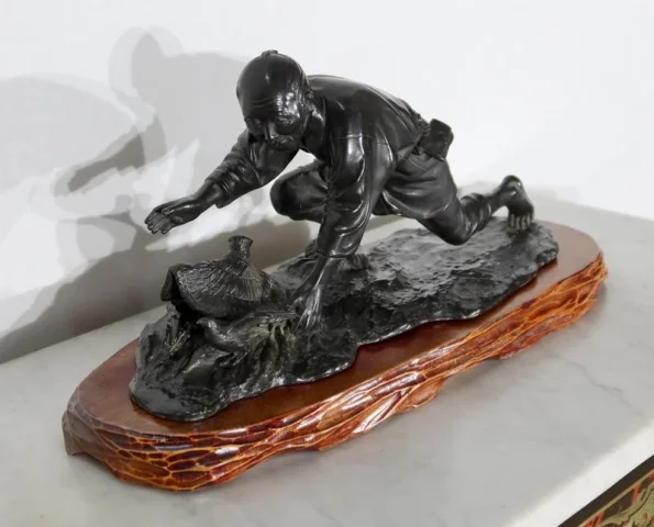 BRONZEFIGUR