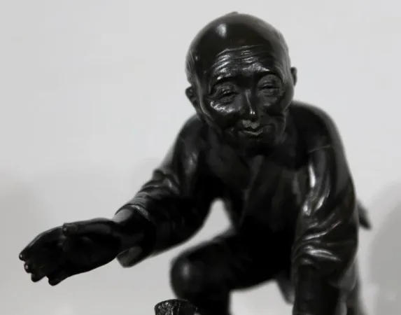 BRONZE FIGURE