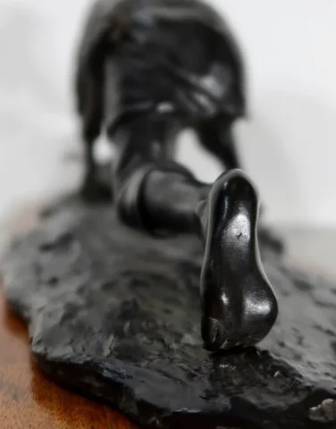 BRONZEFIGUR
