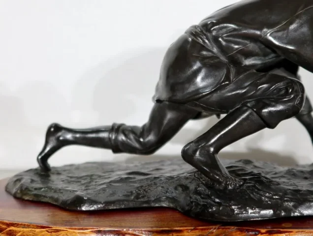 BRONZEFIGUR