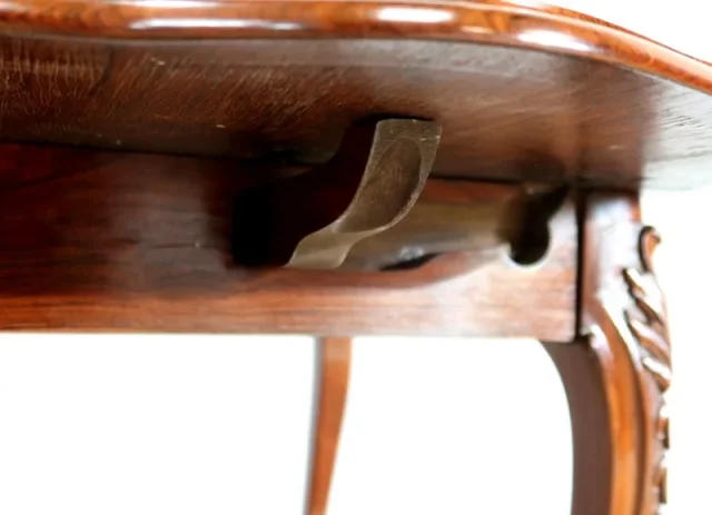 LOUIS XV STIJL BIJZONDERE TAFEL