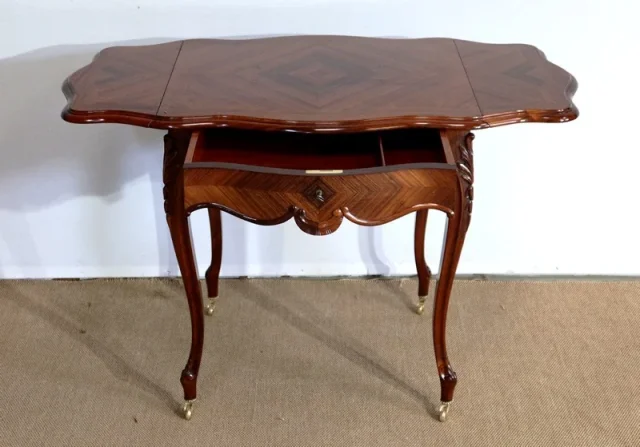 LOUIS XV STIJL BIJZONDERE TAFEL