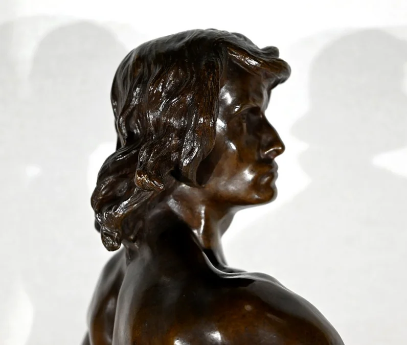 BRONZESTATUETTE