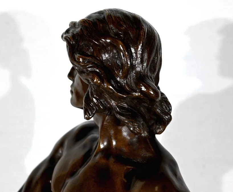 BRONZESTATUETTE