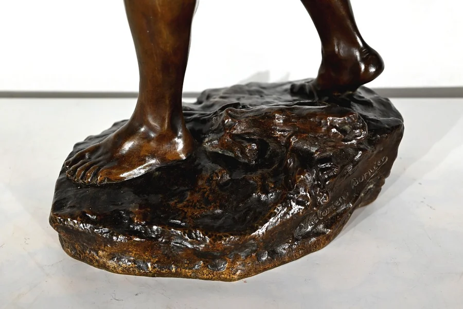 BRONZESTATUETTE