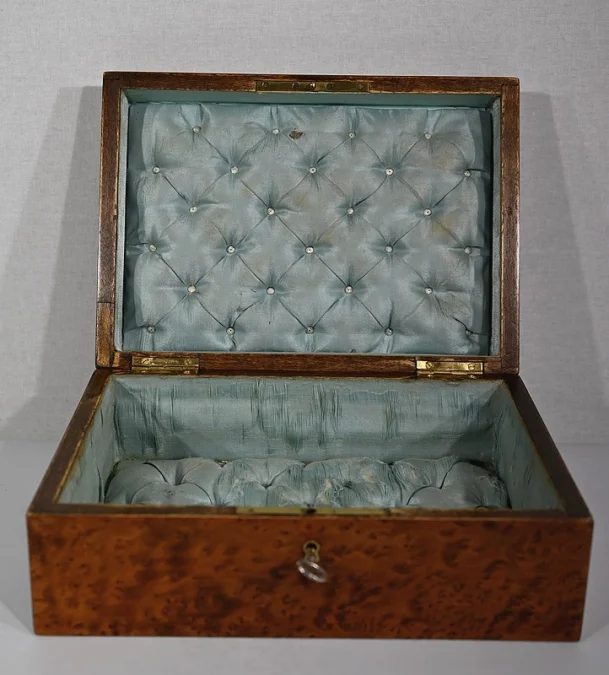 Coffret à Bijoux en Loupe de Thuya, époque Napoléon III – Fin XIXe