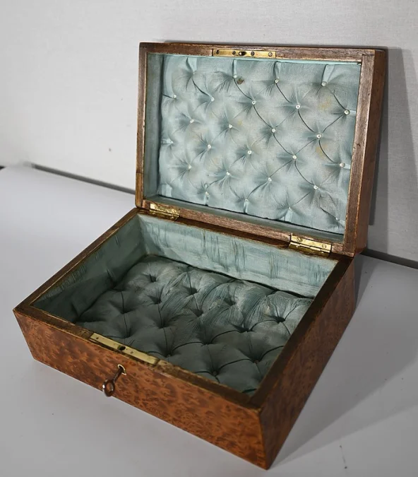 Coffret à Bijoux en Loupe de Thuya, époque Napoléon III – Fin XIXe