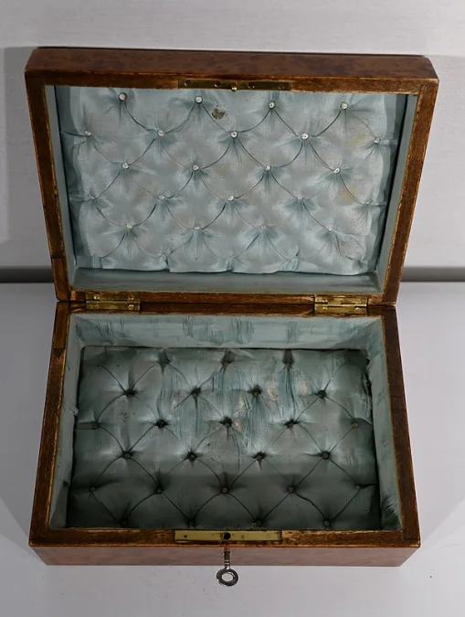 Coffret à Bijoux en Loupe de Thuya, époque Napoléon III – Fin XIXe