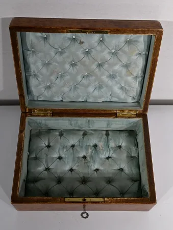 Coffret à Bijoux en Loupe de Thuya, époque Napoléon III – Fin XIXe