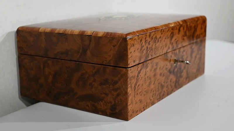 Coffret à Bijoux en Loupe de Thuya, époque Napoléon III – Fin XIXe