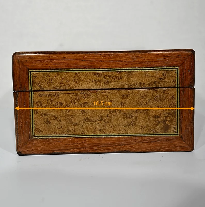 DOOS IN MARQUETRY