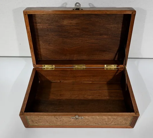 BOX IN MARQUETRY