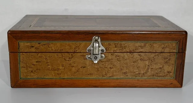 BOX IN MARQUETRY