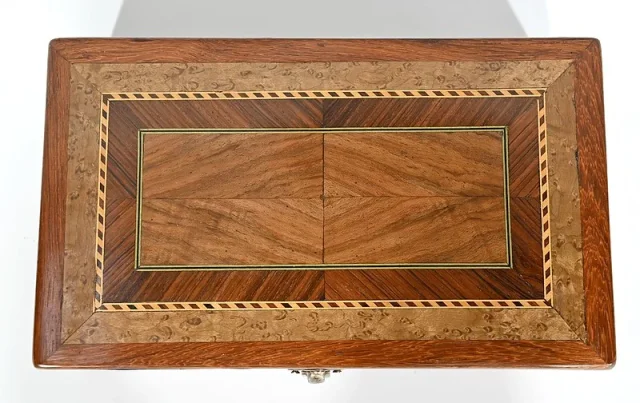 BOX IN MARQUETRY