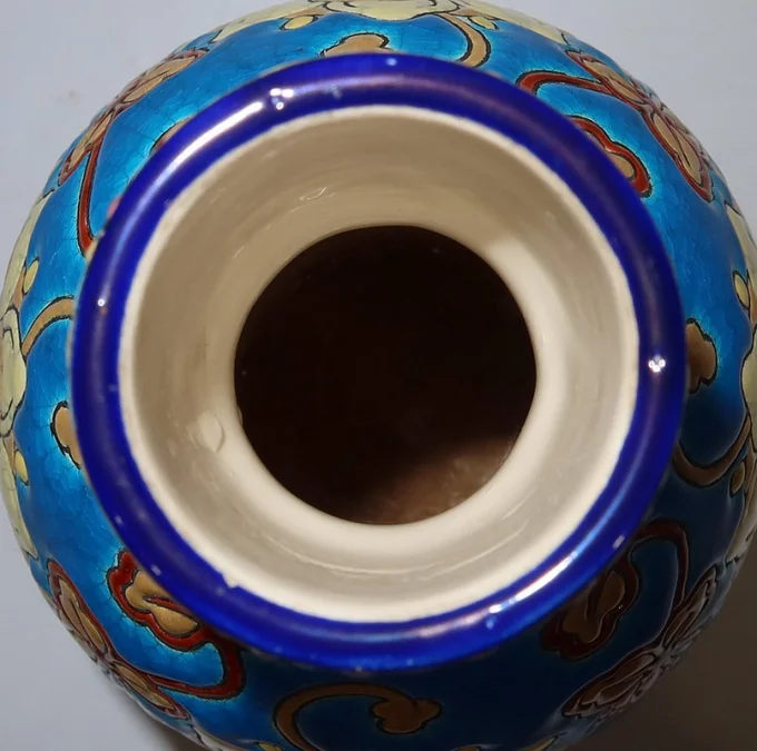 LANGE EMAILLE-VASE