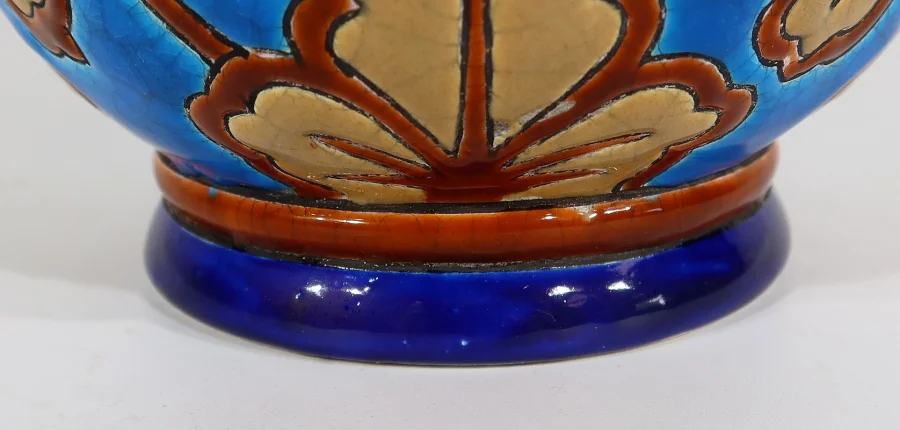 LANGE EMAILLE-VASE