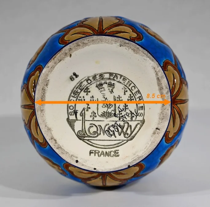 LANGE EMAILLE-VASE