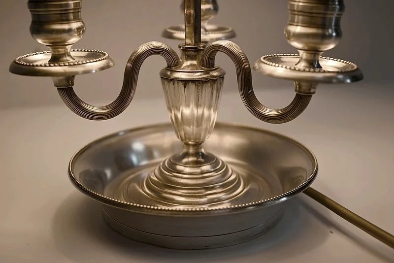 BOUILLOTTE-LAMPE IM FRANZÖSISCHEN EMPIRE-STIL