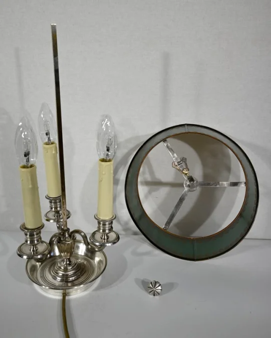 BOUILLOTTE-LAMPE IM FRANZÖSISCHEN EMPIRE-STIL