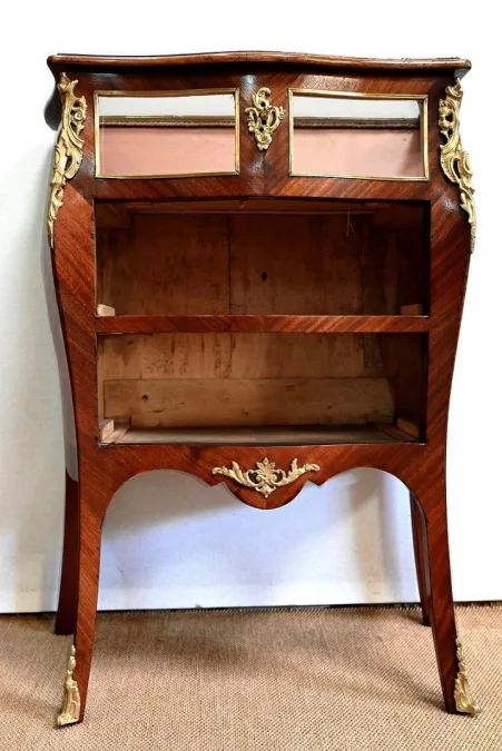 DISPLAY CABINET