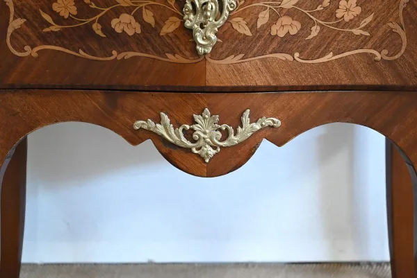 Petite Commode Vitrine en Acajou et Bois de Violette, style Louis XV – Fin XIXe