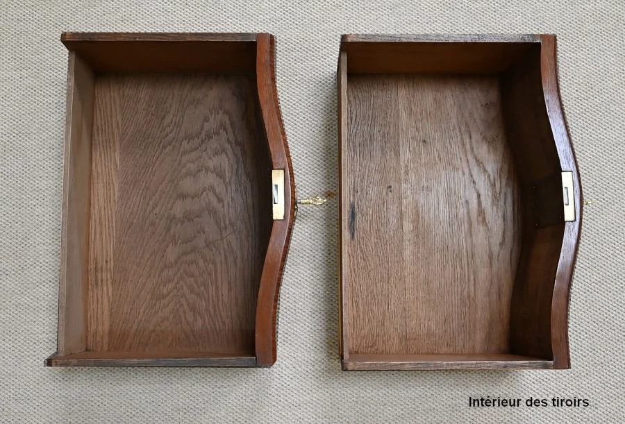 DISPLAY CABINET