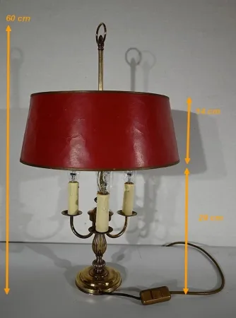 Lampe Bouillotte en Laiton à abat-jour Rouge, style Louis XVI – XXe
