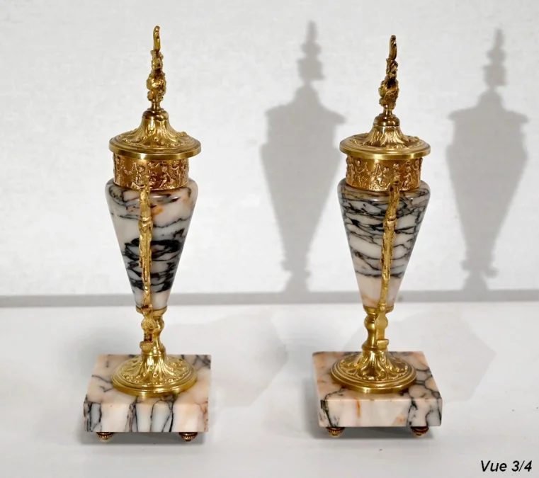 Paire de Cassolettes en Marbre et Bronze - 1920