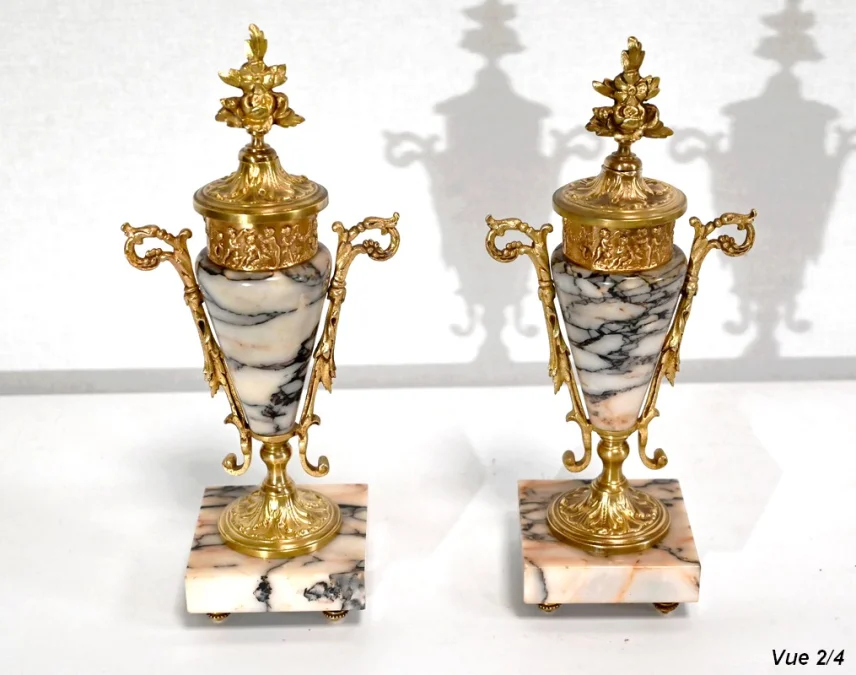 Paire de Cassolettes en Marbre et Bronze - 1920