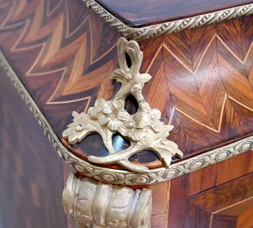 Secrétaire Semainier en Bois Précieux, style Louis XV, époque Napoléon III – Milieu XIXe