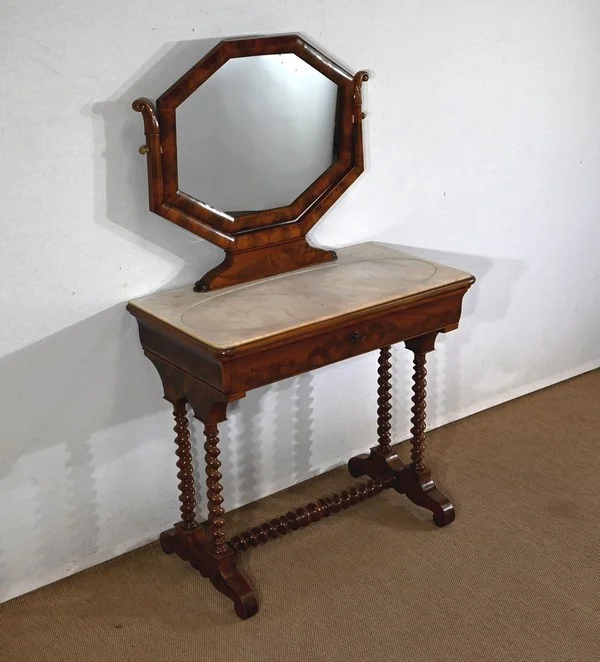 LOUIS PHILIPPE PERIODE KLEDINGTAFEL