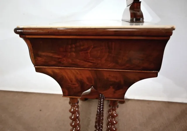 Petite Coiffeuse en Acajou, époque Louis-Philippe – 1ère partie du XIXe