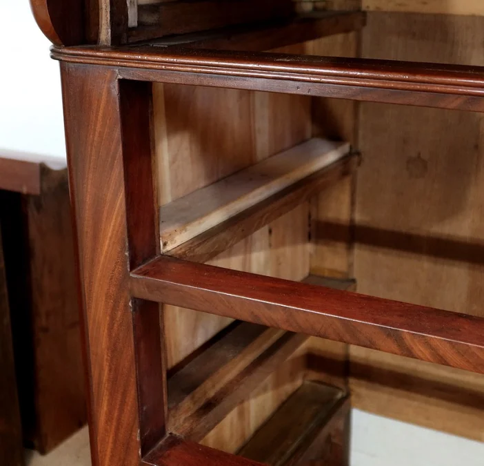 FRENCH RESTAURATION PERIOD DRESSING TABLE