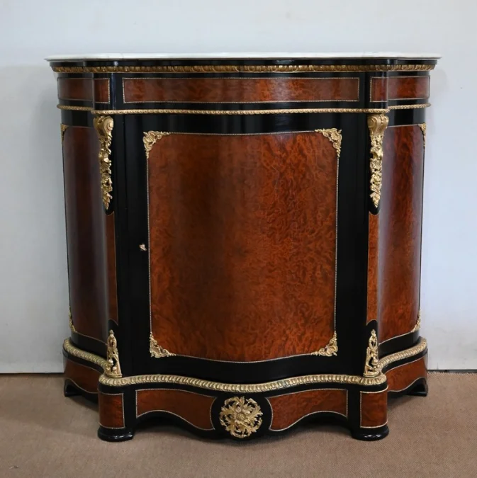 BUFFET AUS DER NAPOLEON-III-ZEIT