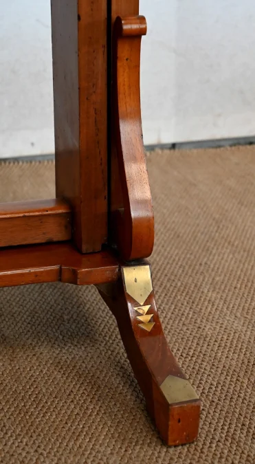 LESETISCH IM LOUIS XVI-STIL