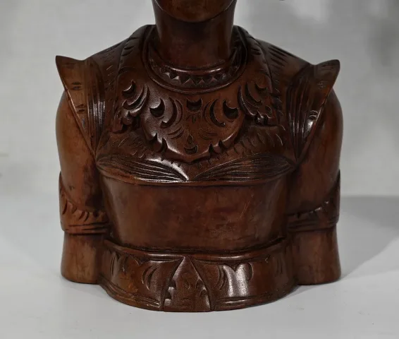 ESTATUILLAS INDONESIAS