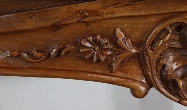 LOUIS XV STYLE TABLE