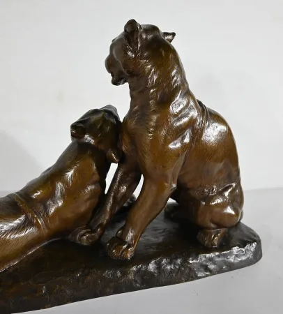BRONZE GROUP signed L. RICHE