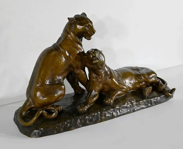 Important Bronze « Couple de Lionnes », de L. Riché – Début XXe