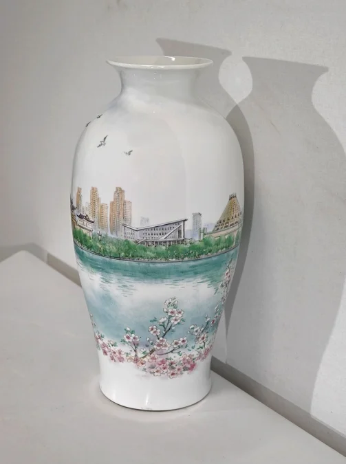JAPANISCHE VASE