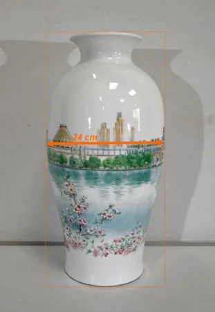 Grand Vase en Porcelaine du Japon - XXe
