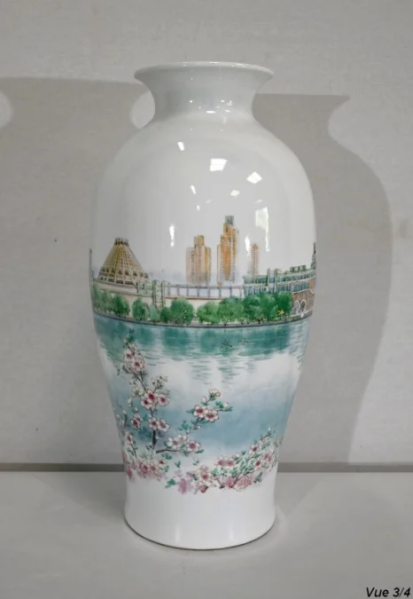 JAPANISCHE VASE