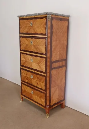 Chiffonnier en Bois Précieux, époque Louis XV – XVIIIe
